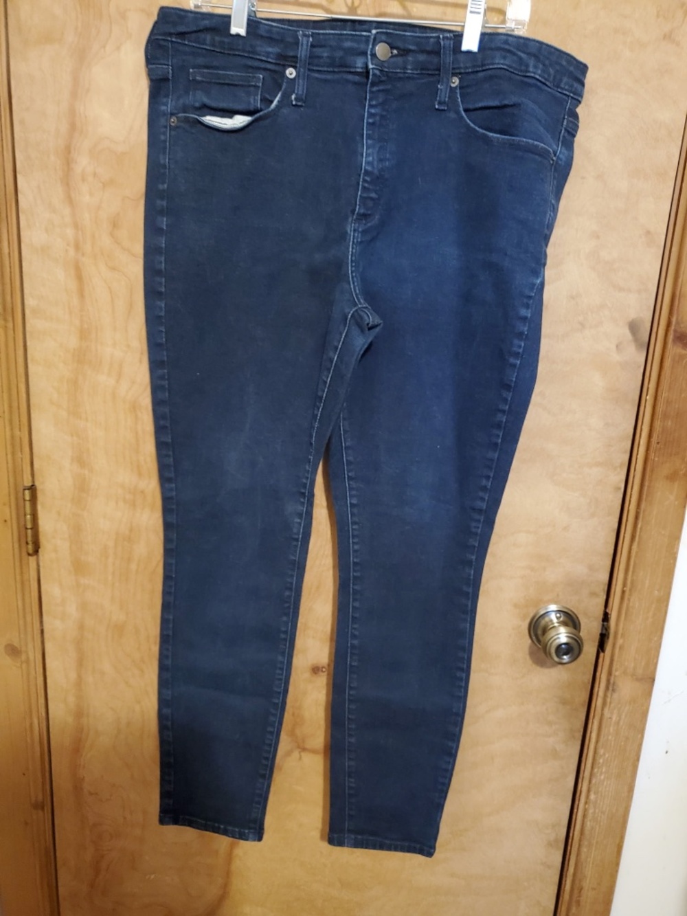 #612 Women's blue jeans by universal thread